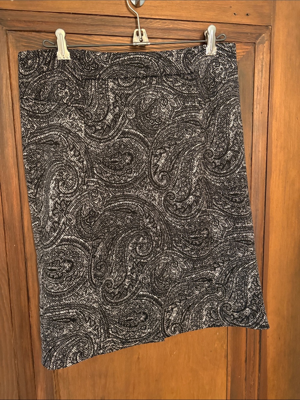 Women's Black & White Paisley Skirt